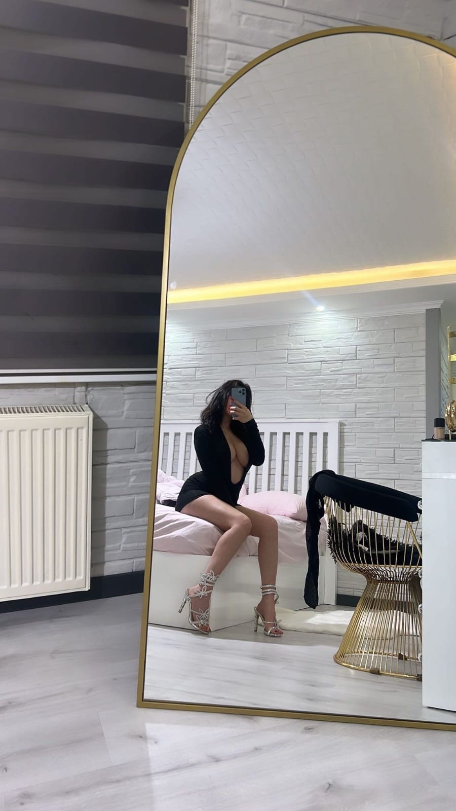 Saraycık Modern Bayan Escort Bayan Melekhan